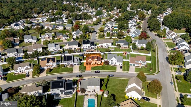 6 LEXINGTON PARK RD, Sicklerville, NJ 08081