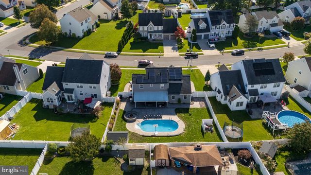 6 LEXINGTON PARK RD, Sicklerville, NJ 08081