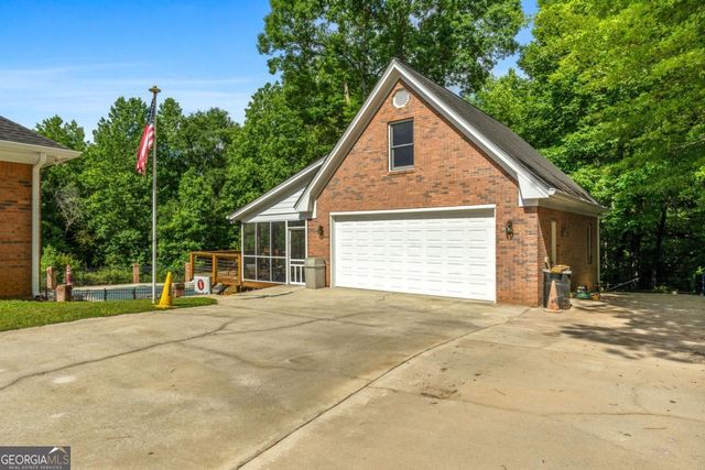 604 Clearwater Court, Mcdonough, GA 30252