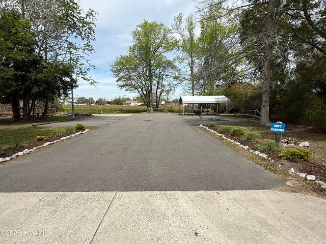 1786 Pine Valley Drive SW, Supply, NC 28462