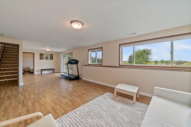 671 Kinney Road, Hudson, WI 54016