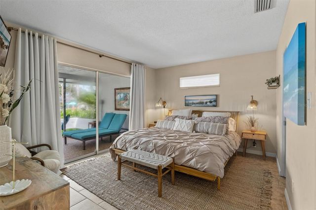 1229 MOONMIST CIRCLE P6, Sarasota, FL 34242