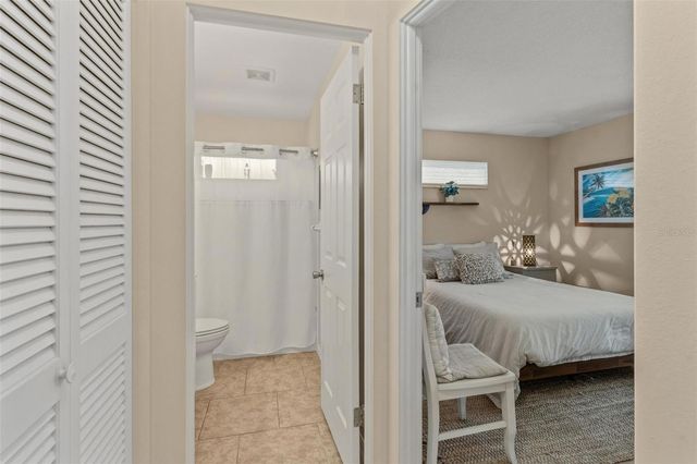 1229 MOONMIST CIRCLE P6, Sarasota, FL 34242