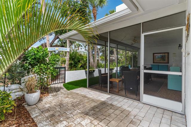1229 MOONMIST CIRCLE P6, Sarasota, FL 34242