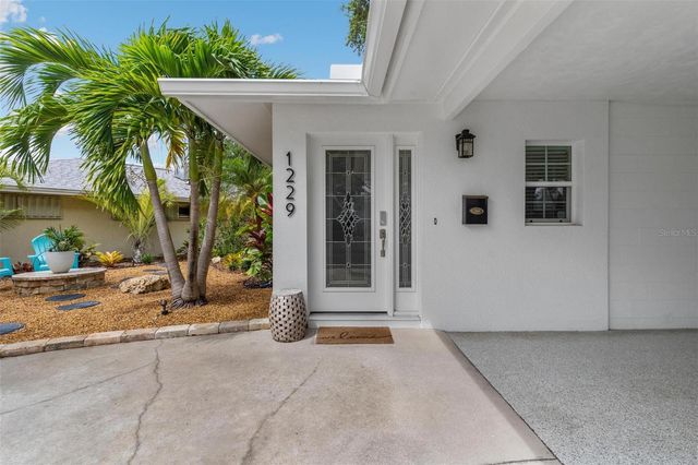1229 MOONMIST CIRCLE P6, Sarasota, FL 34242