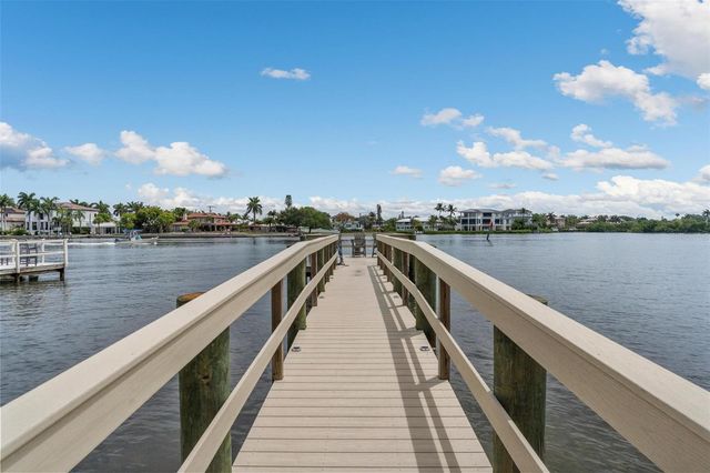 1229 MOONMIST CIRCLE P6, Sarasota, FL 34242