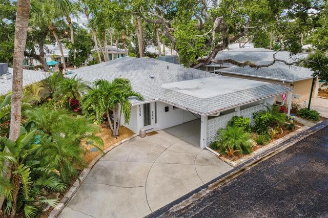 1229 MOONMIST CIRCLE P6, Sarasota, FL 34242