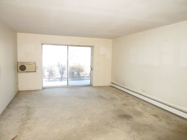 1301 S Finley Road 417, Lombard, IL 60148