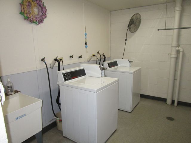 1301 S Finley Road 417, Lombard, IL 60148