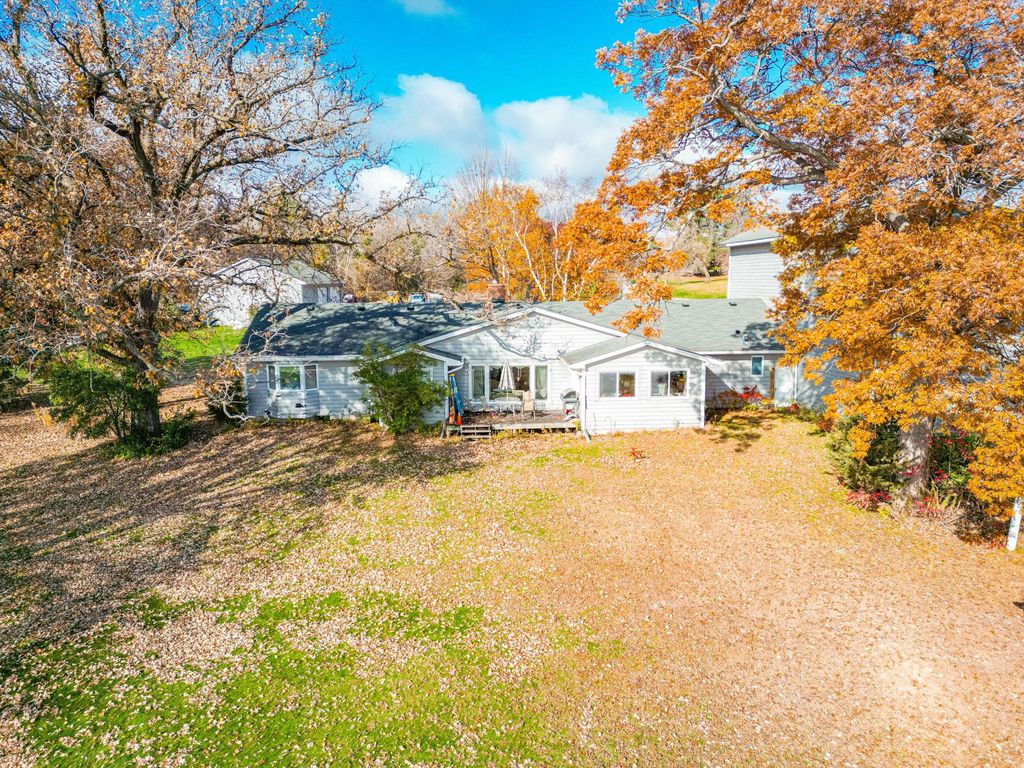 9225 Lake Boulevard, Chisago City, MN 55013 — photo 2