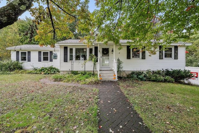 36 Constance Street, Merrimack, NH 03054