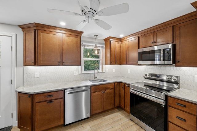 36 Constance Street, Merrimack, NH 03054