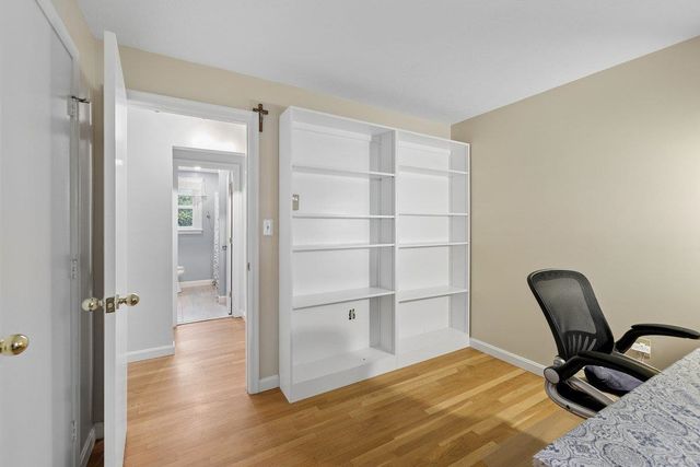 36 Constance Street, Merrimack, NH 03054