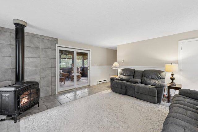 36 Constance Street, Merrimack, NH 03054