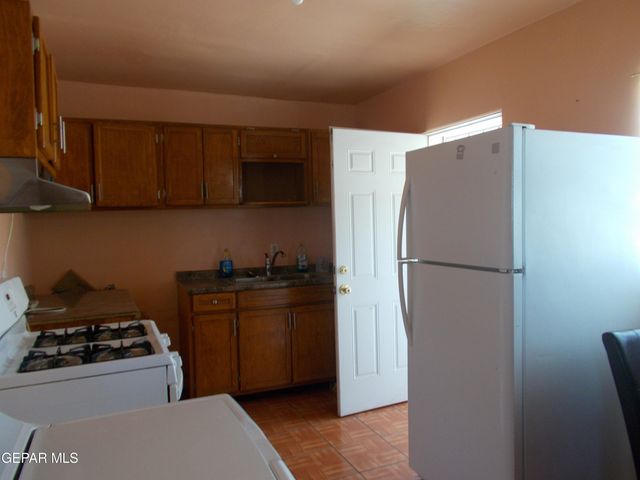 7724 MUSTANG Avenue, El Paso, TX 79915
