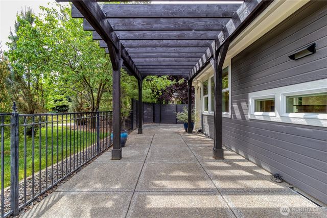 711 SE Pheasant Run, College Place, WA 99324