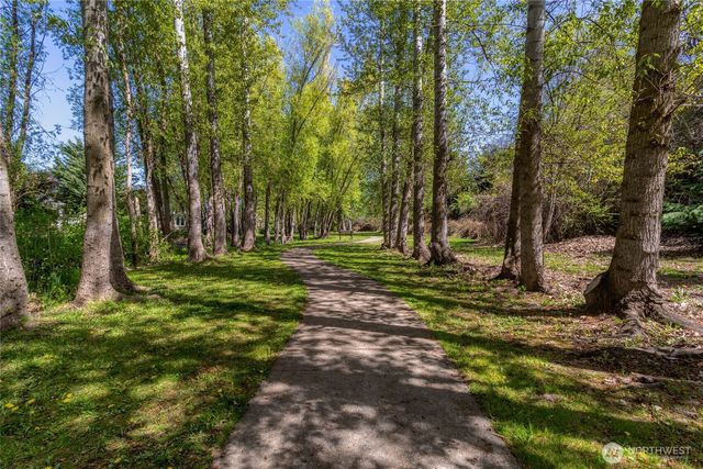 711 SE Pheasant Run, College Place, WA 99324