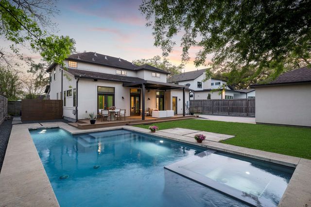 224 W 30th Street, Houston, TX 77018