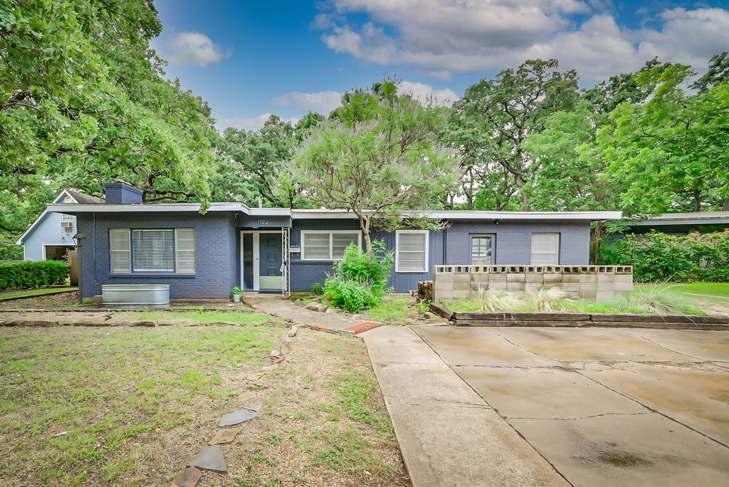 1122 W Park Row Drive, Arlington, TX 76013 — exterior