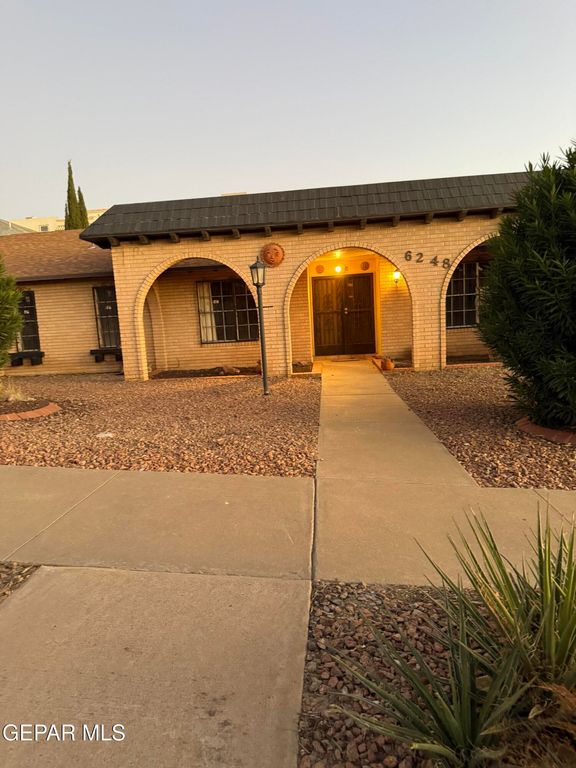6248 Bandolero Drive, El Paso, TX 79912