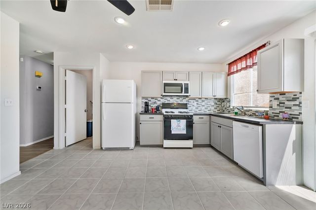 848 Angelus Oaks Drive, Henderson, NV 89011