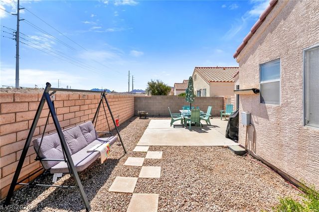 848 Angelus Oaks Drive, Henderson, NV 89011