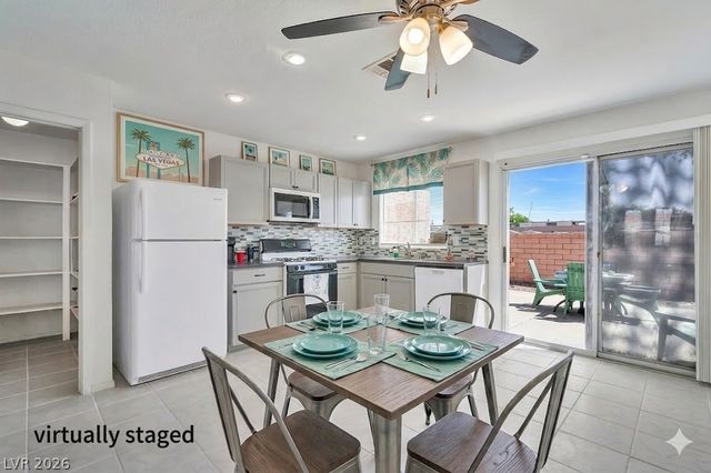 848 Angelus Oaks Drive, Henderson, NV 89011