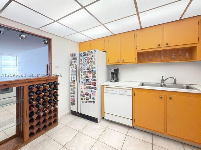 1865 Brickell Ave A1503, Miami, FL 33129