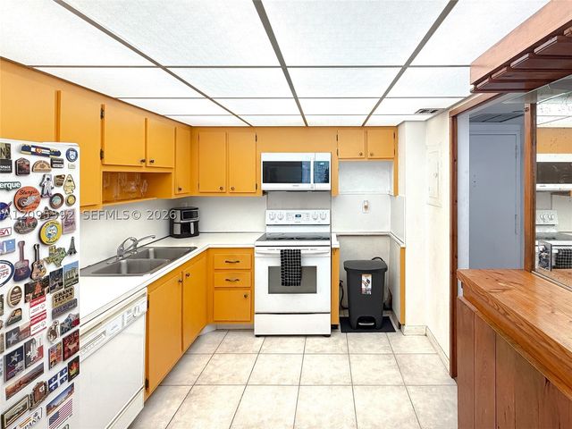 1865 Brickell Ave A1503, Miami, FL 33129