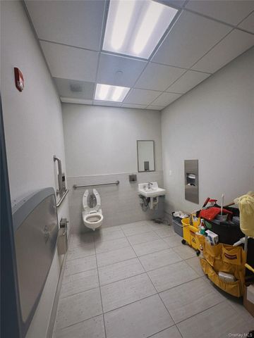 131-07 40th Rd E27-E28, Flushing, NY 11354