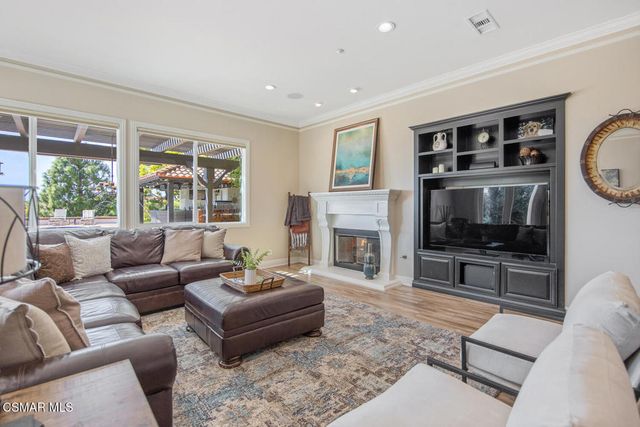 7379 Zaharias Court, Moorpark, CA 93021