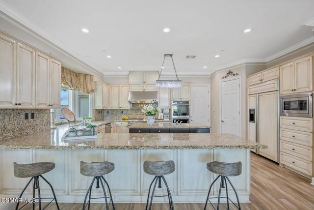 7379 Zaharias Court, Moorpark, CA 93021