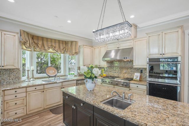 7379 Zaharias Court, Moorpark, CA 93021