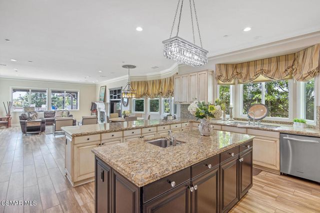 7379 Zaharias Court, Moorpark, CA 93021