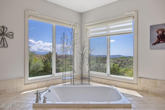 7379 Zaharias Court, Moorpark, CA 93021