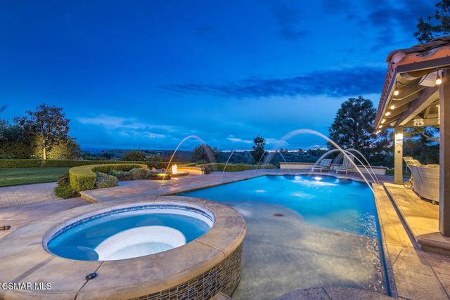 7379 Zaharias Court, Moorpark, CA 93021