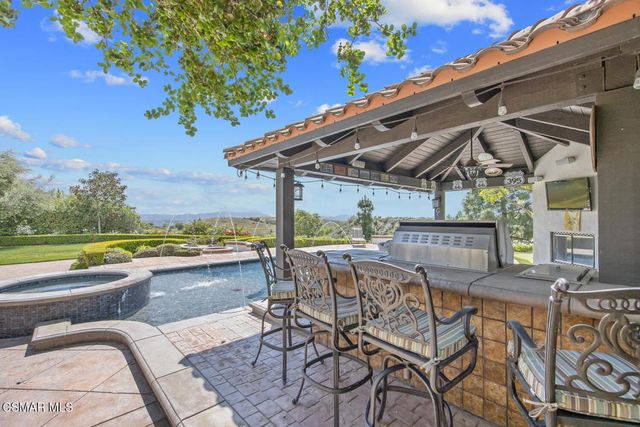 7379 Zaharias Court, Moorpark, CA 93021