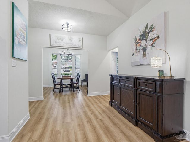 5821 Creek Station Dr, Pensacola, FL 32504