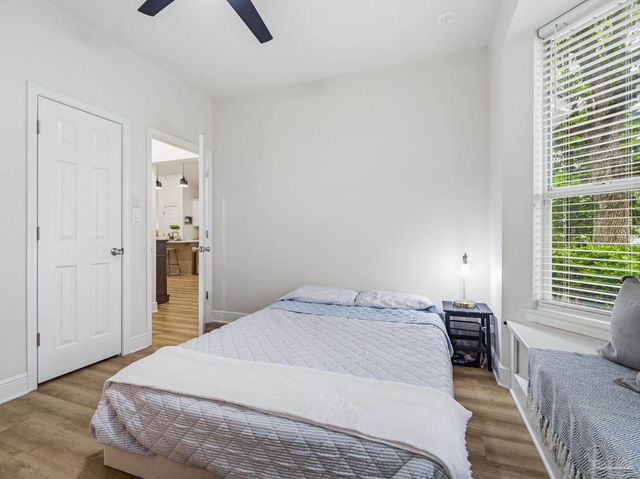 5821 Creek Station Dr, Pensacola, FL 32504
