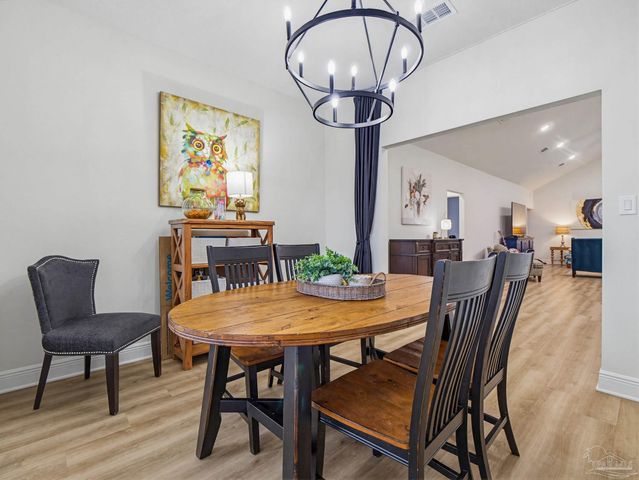 5821 Creek Station Dr, Pensacola, FL 32504