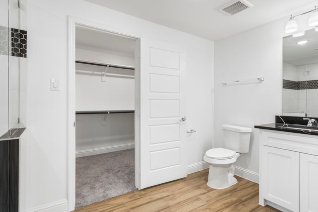 825 Apache Trace, Grand Prairie, TX 75051