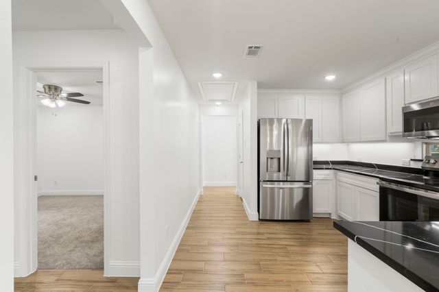 825 Apache Trace, Grand Prairie, TX 75051