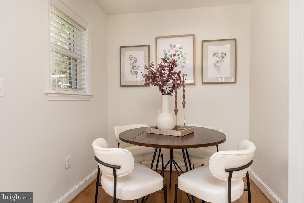 Image 15 of property listing at 1807 AUGUST DR, Silver Spring, MD 20902