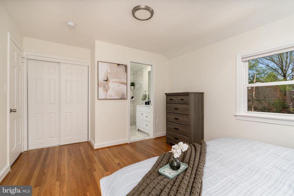 Image 22 of property listing at 1807 AUGUST DR, Silver Spring, MD 20902