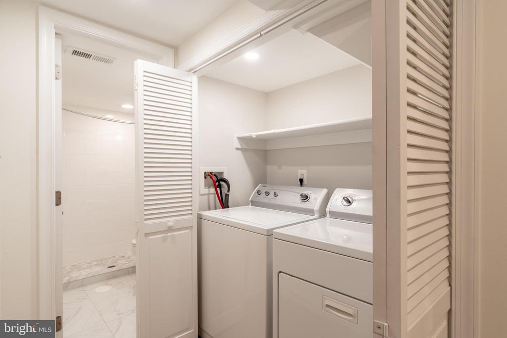 Image 31 of property listing at 1807 AUGUST DR, Silver Spring, MD 20902