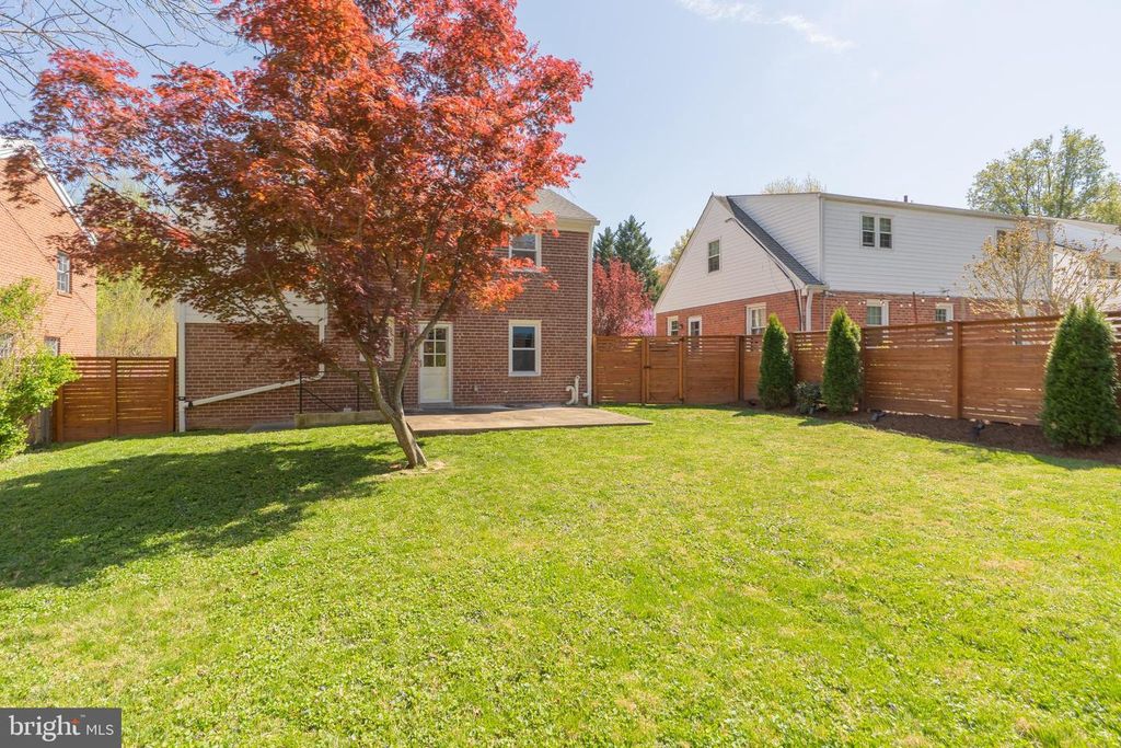 Image 44 of property listing at 1807 AUGUST DR, Silver Spring, MD 20902