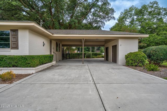 509 W Nash Street, Elm City, NC 27822