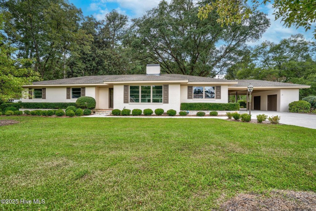 509 W Nash Street, Elm City, NC 27822