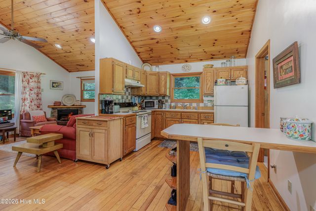 6488 Yellow Creek Road, Robbinsville, NC 28771