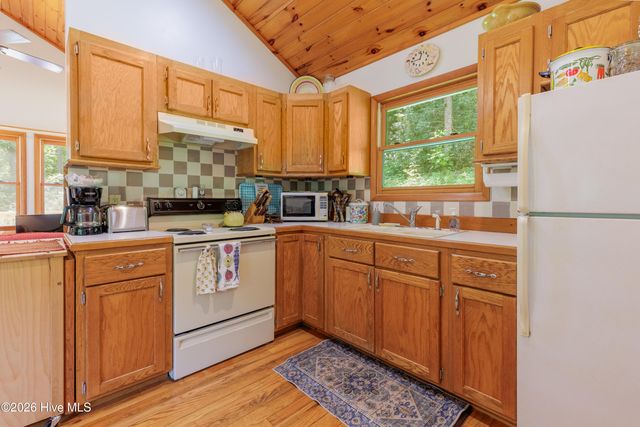 6488 Yellow Creek Road, Robbinsville, NC 28771